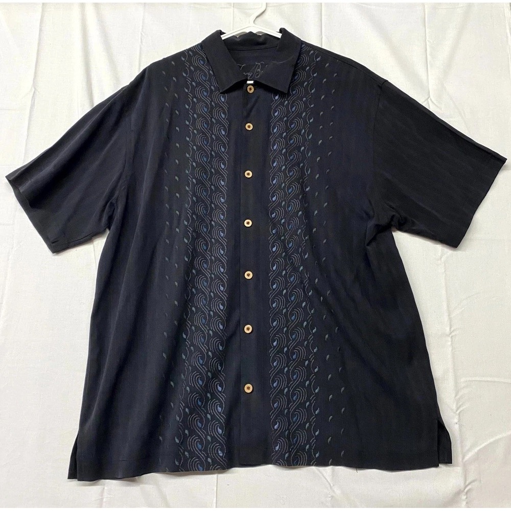 Tommy Bahama Camp Shirt Mens XL Black Geometric Side Slit Pleated Button Up